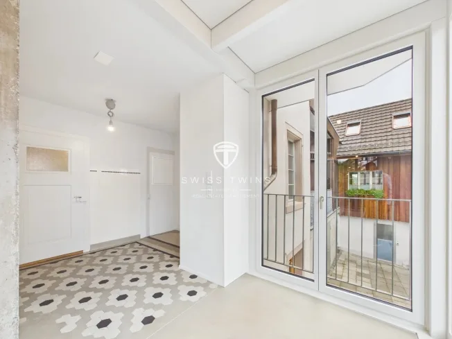 Charmante 3.5-Zimmer-Wohnung mit Balkon in Weiach – Foto 8 von 13