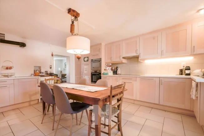 5.5 Zimmer Reihenfamilienhaus in Begnins – Foto 5 von 14