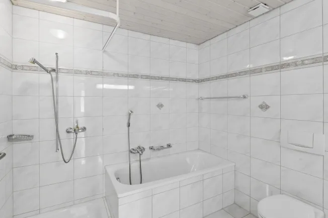 Gepflegtes Reihenmittelhaus mit Wohlfühlgarantie – Foto 6 von 9