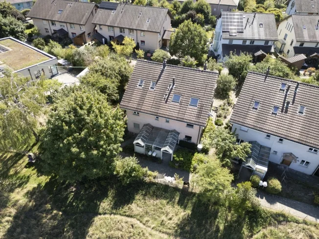 EIN RAUM ZUM LEBEN UND EIN ZUHAUSE FÜR DIE FAMILIE – photo 12 sur 13