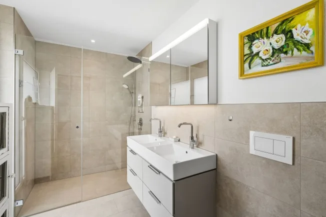 Appartamento giardino esclusivo di 4,5 locali con giardino privato di 249 m² in un quartiere armonioso – foto 6 di 13