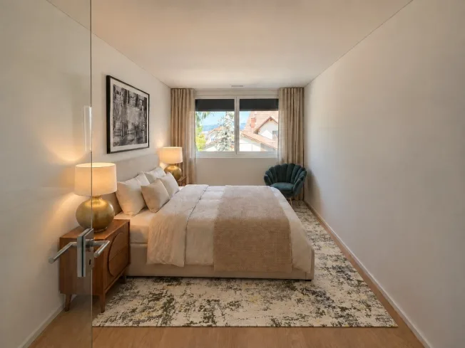 Charming 2.5-Room Apartment with Balcony & Beautiful Views in Kilchberg – photo 3 sur 4
