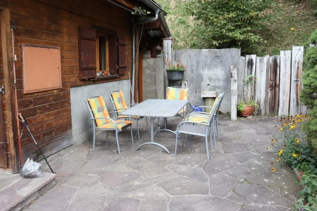 Sonniges Chalet mit Galerie an TOP Lage in Elm! – Foto 2 von 14