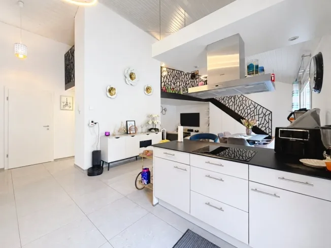 3.5 Zimmer Attikawohnung in Les Evouettes – foto 1 di 27