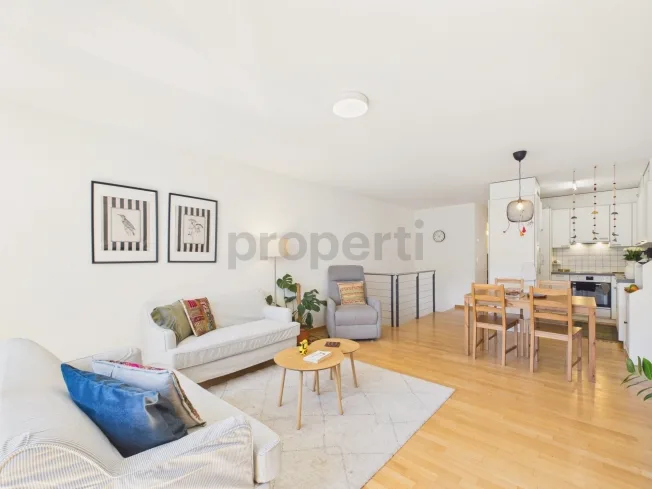 Geräumige 3.5-Zimmer-Maisonette mit attraktivem Grundriss, Winterthur – photo 1 sur 14