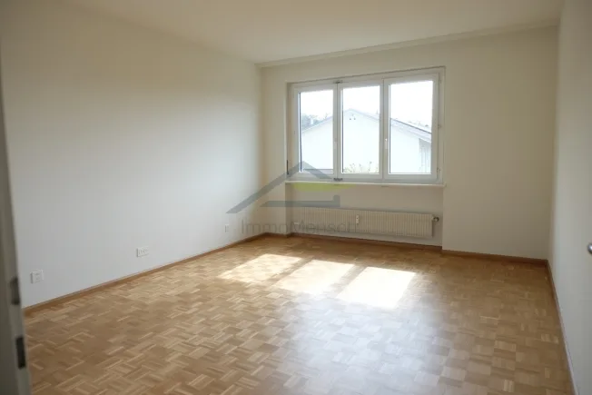 Ampio appartamento 3.5 locali con garage a Riehen – foto 5 di 7