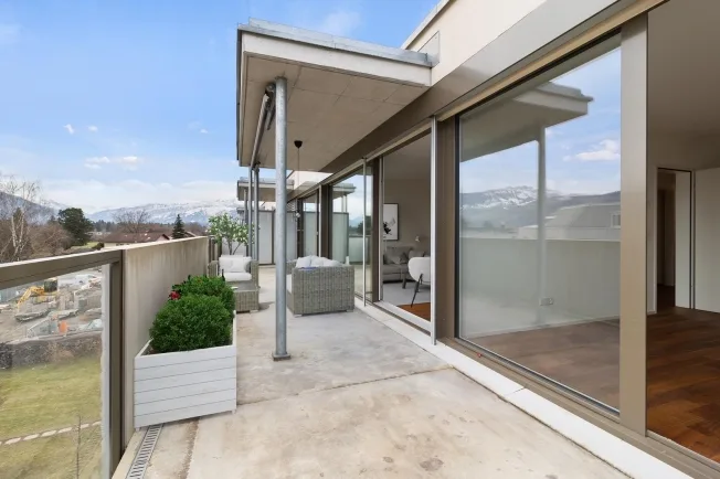 Penthouse 4,5 pièces avec 2 terrasses à Gwatt (Thun) à louer – photo 9 sur 13
