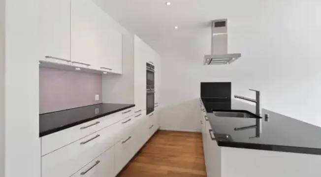 Penthouse 4,5 pièces avec 2 terrasses à Gwatt (Thun) à louer – photo 11 sur 13
