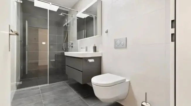 Penthouse 4,5 pièces avec 2 terrasses à Gwatt (Thun) à louer – photo 13 sur 13