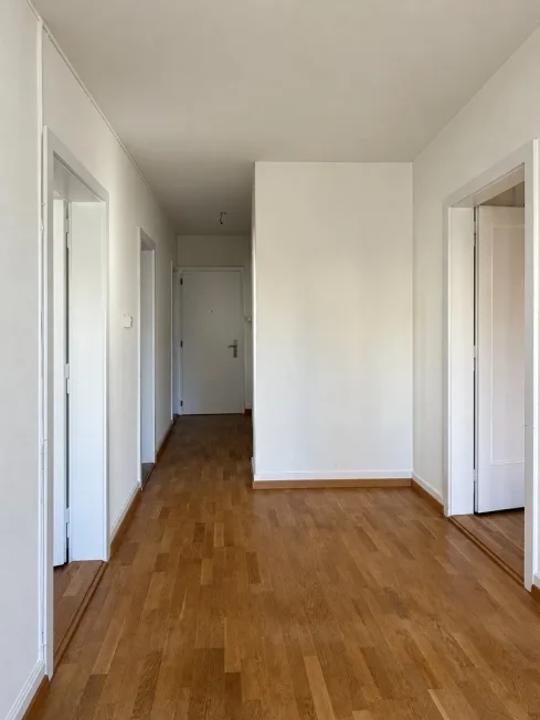 Helle 3.5-Zimmerwohnung mit verglastem Balkon in Liebefeld – photo 8 sur 10