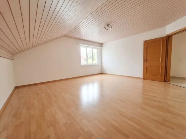 5.5 Zimmer Attikawohnung in Schwaderloch – photo 5 sur 11