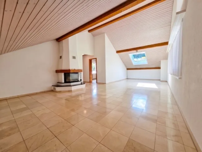 5.5 Zimmer Attikawohnung in Schwaderloch – photo 2 sur 11