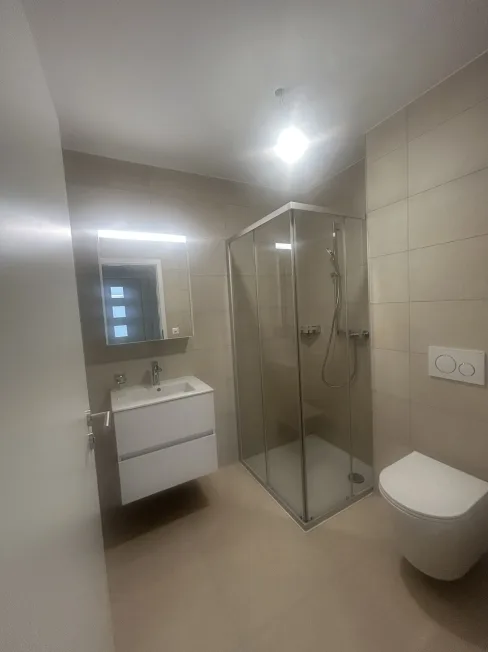 5.5 Zimmer Reihenfamilienhaus in Gletterens – Foto 8 von 9