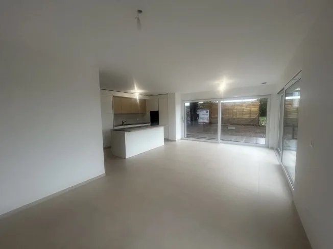 5.5 Zimmer Reihenfamilienhaus in Gletterens – Foto 3 von 9