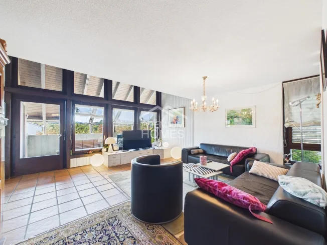 6 Zimmer Einfamilienhaus in Neuenegg – Foto 3 von 9