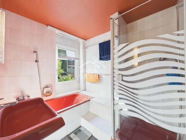 6 Zimmer Einfamilienhaus in Neuenegg – Foto 7 von 9