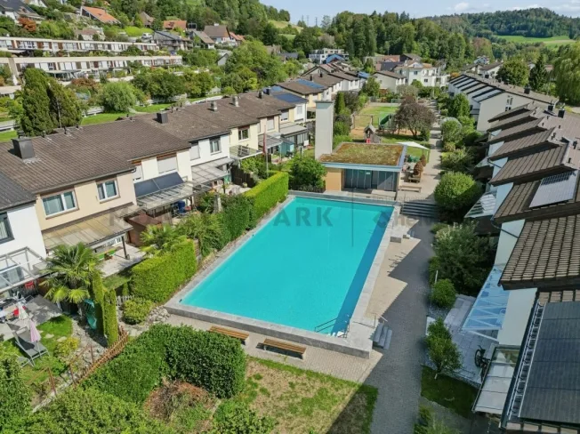 Charmantes 5.5 Zimmer-Reihenmittelhaus – Foto 8 von 8