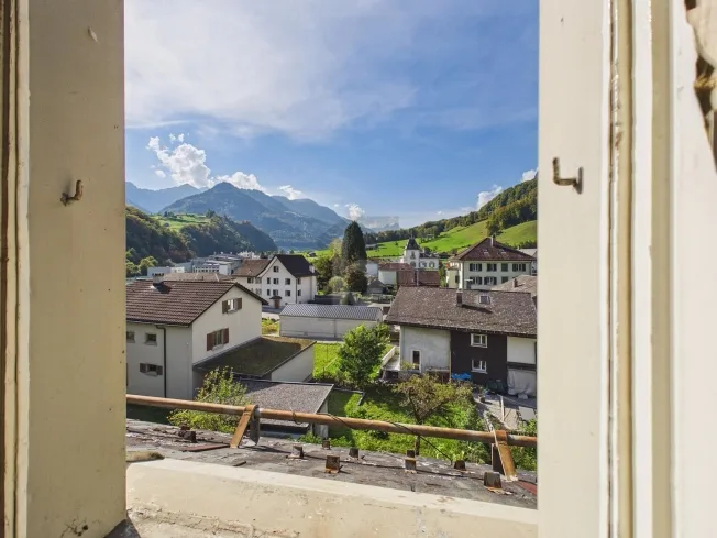 5.5 Zimmer Reihenmittehaus in Mitlödi – Foto 5 von 6