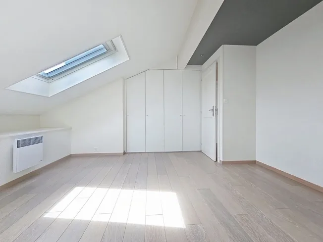5 Zimmer Reihenfamilienhaus in Lausanne – photo 8 sur 11