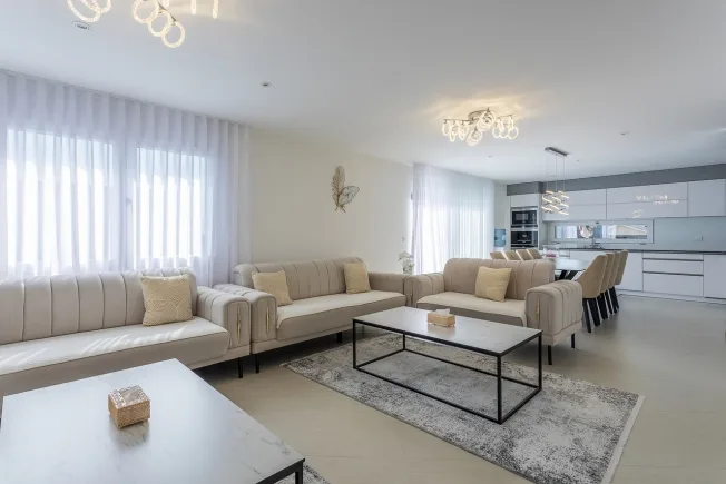 9 Zimmer Reihenfamilienhaus in Lentigny – photo 6 of 20