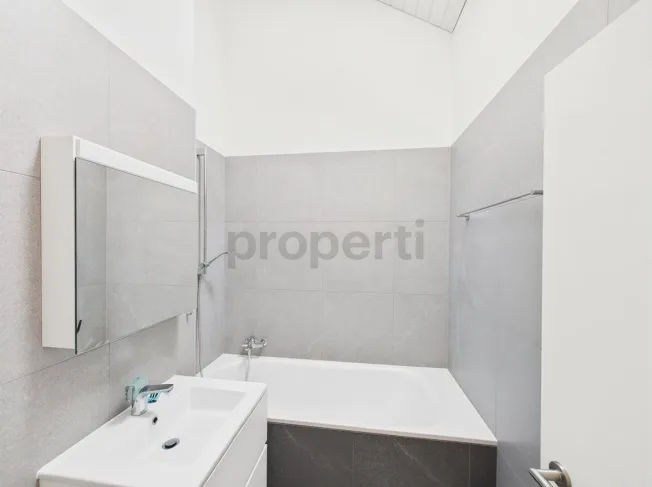 3.5 Zimmer Attikawohnung in Grandsivaz – photo 8 of 11