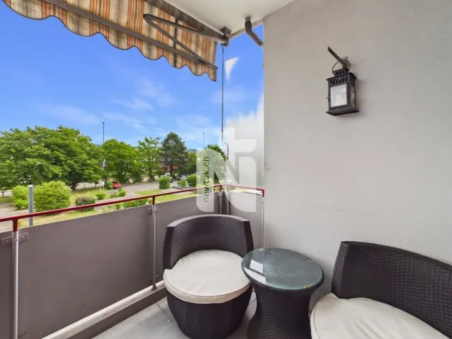 Ampio e luminoso: appartamento di 4,5 locali con sauna, balcone e posto auto sotterraneo – foto 3 di 10