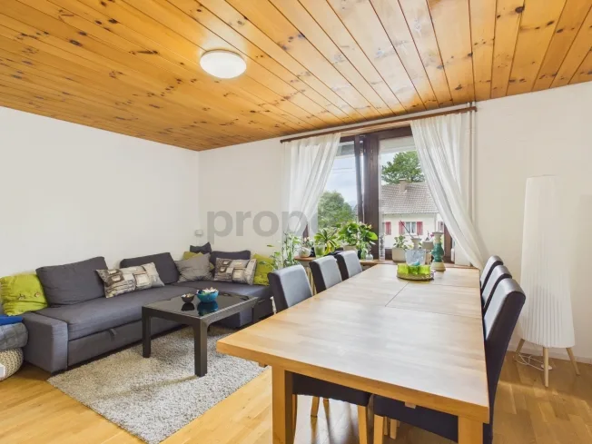 9.5 Zimmer Einfamilienhaus in Hirschthal – Foto 4 von 12