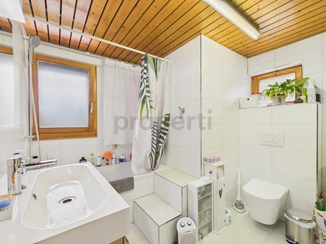 9.5 Zimmer Einfamilienhaus in Hirschthal – Foto 9 von 12