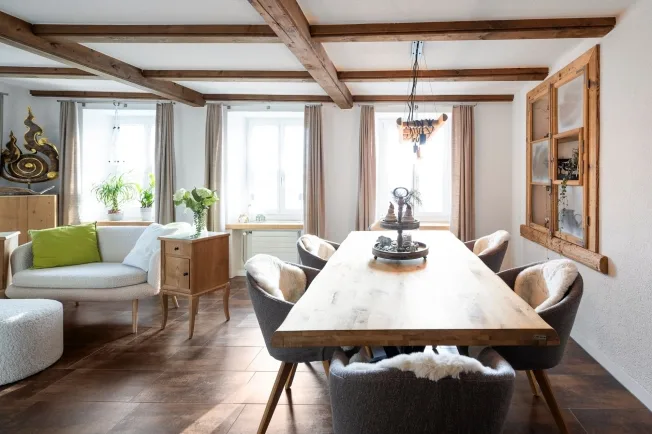9 Zimmer Einfamilienhaus in Sarmenstorf – Foto 3 von 13