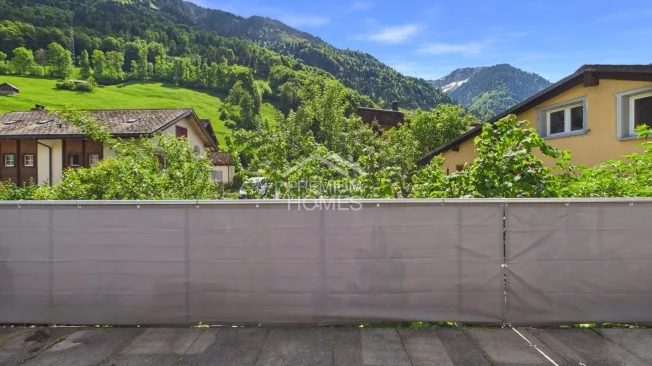 6 Zimmer Einfamilienhaus in Luchsingen – Foto 2 von 9
