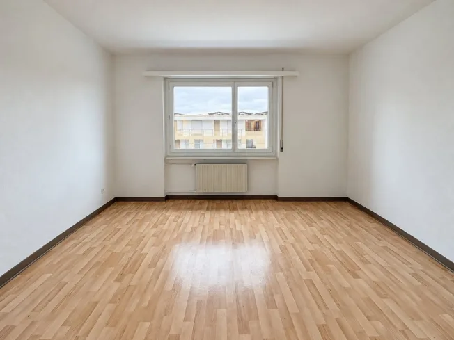2.5 Zimmer-Wohnung mit Balkon und guter ÖV-Anbindung in Biel/Bienne – Foto 4 von 9