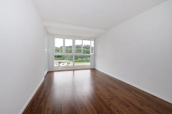 Helle Wohnung mit Balkon und Weitblick auf die Aare – photo 3 sur 10