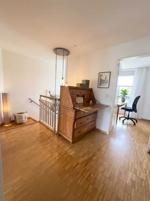 Appartement-maisonnette de 4,5 pièces dans un emplacement attractif à Muttenz – photo 8 sur 12