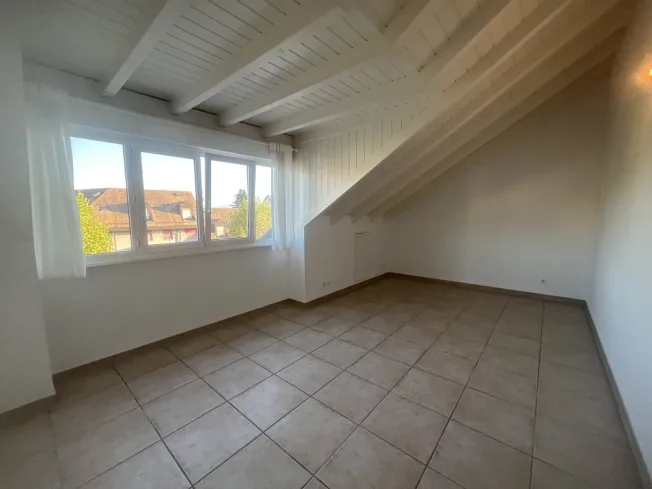 2 Zimmer Wohnung in Gland – foto 2 di 4