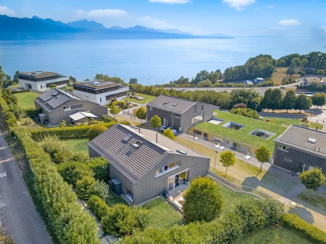 6.5 Zimmer Einfamilienhaus in Grandvaux – photo 2 of 13