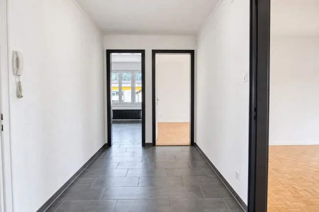 4.5-Zimmerwohnung mit 80 m² Terrasse und Balkon - zentrumsnah in Thun – Foto 7 von 12