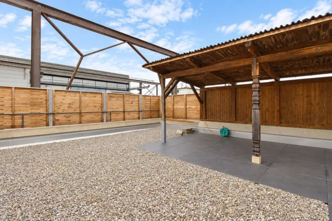 3-Zimmer-Loft mit Cheminée, Bergsicht, Balkon und Terrasse in Thun – Foto 12 von 12
