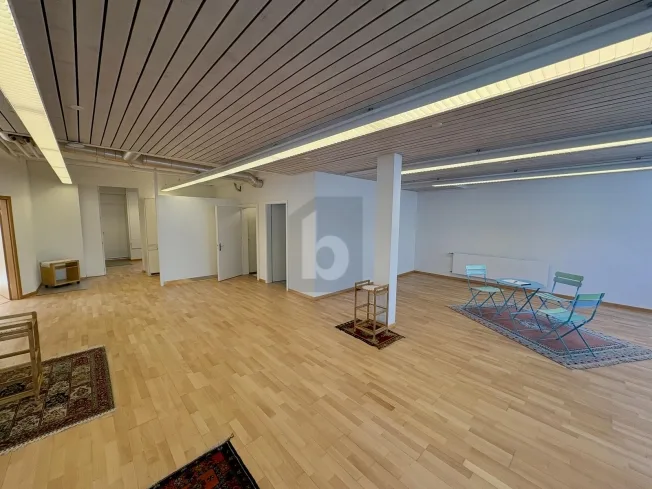 4.5 Zimmer Erdgeschosswohnung in Einsiedeln – Foto 2 von 6