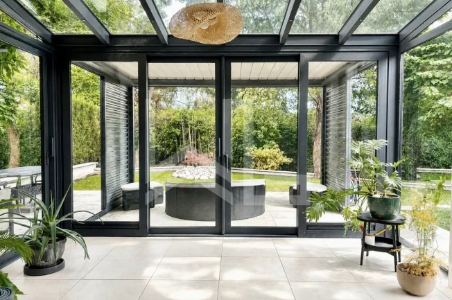 6 Zimmer Reihenfamilienhaus in Corsier GE – photo 3 sur 9