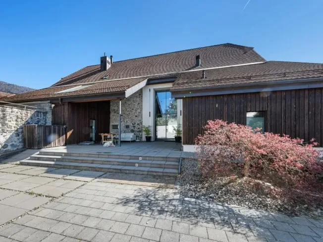 12 Zimmer Bauernhaus in Fontaines-sur-Grandson – Foto 12 von 12