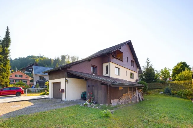 6.5 Zimmer Doppeleinfamilienhaus in Bauma – Foto 3 von 13