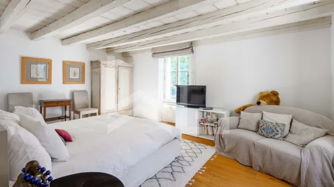 8 Zimmer Einfamilienhaus in Vich-Coinsins – Foto 19 von 20