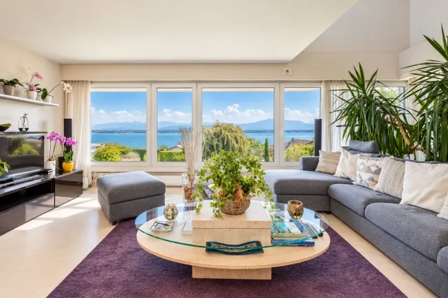 8 Zimmer Villa in Crans-près-Céligny – Foto 2 von 8