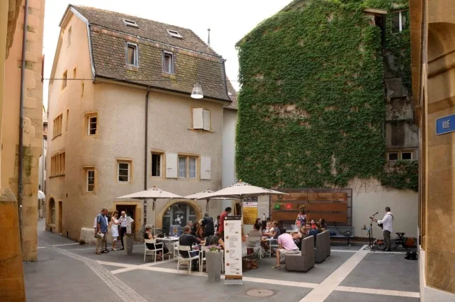 Wohnung in Neuchâtel – Foto 8 von 9