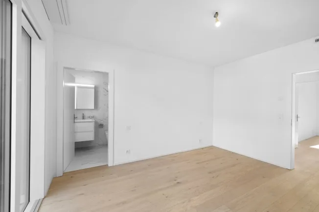 4.5 Zimmer Attikawohnung in Sierre – Foto 5 von 10
