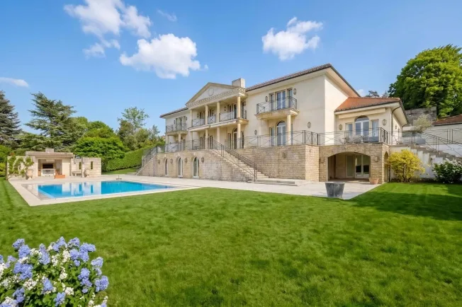 18 Zimmer Villa in Cologny – Foto 2 von 12