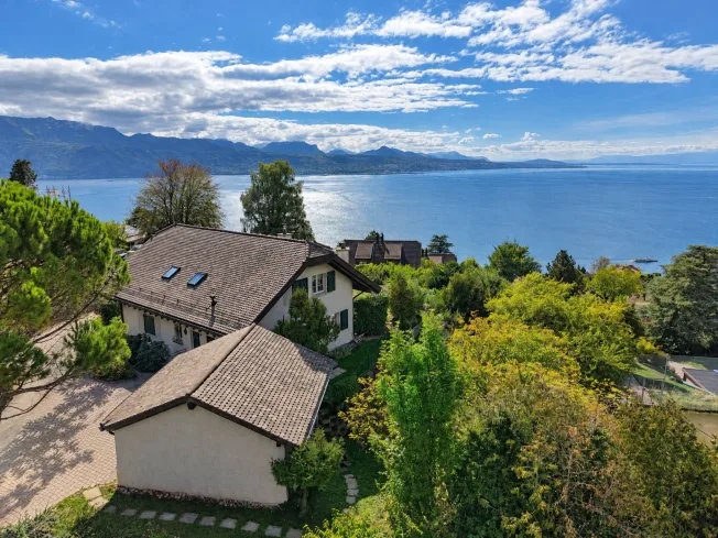 6.5 Zimmer Villa in Grandvaux – photo 2 of 12
