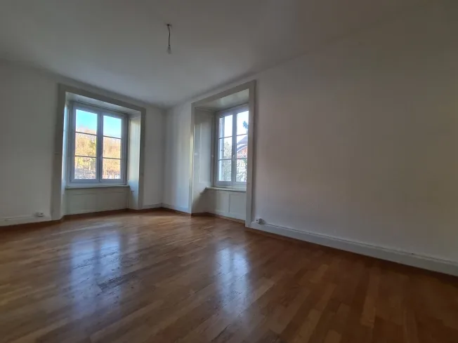 5 Zimmer Wohnung in Le Locle – Foto 4 von 8