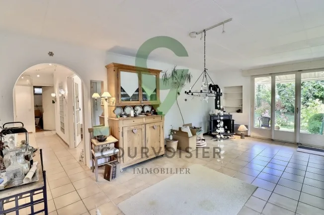 8 Zimmer Einfamilienhaus in Rolle – Foto 3 von 13