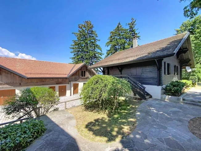 11 Zimmer Villa in Essertines-sur-Rolle – foto 12 di 13